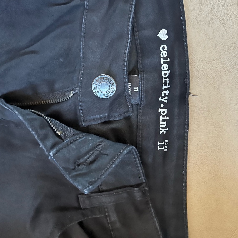 New Condition Black Straight Leg Celebrity Pink Jeans